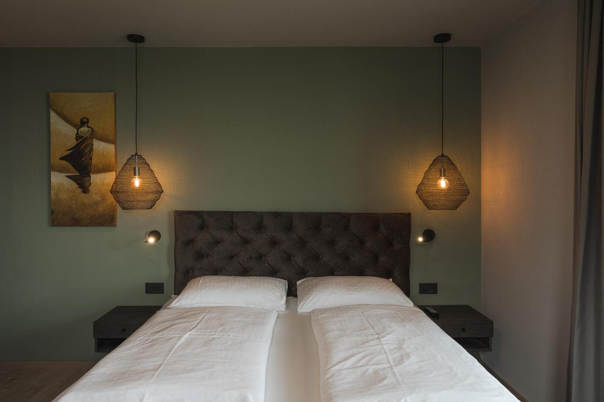 Haus Artus Aparthotel Schenna Exterior photo