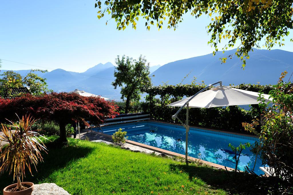 Haus Artus Aparthotel Schenna Exterior photo
