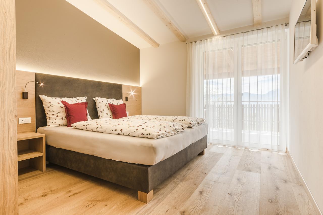 Haus Artus Aparthotel Schenna Exterior photo